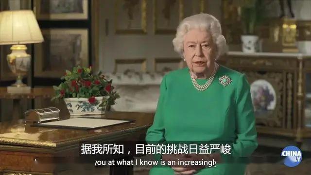 莫扎王妃:揭秘中东时尚女王如何用着装撬动社会变革,展现文化自信与女性力量 莫扎王妃:揭秘中东时尚女王如何用着装撬动社会变革,展现文化自信与女性力量