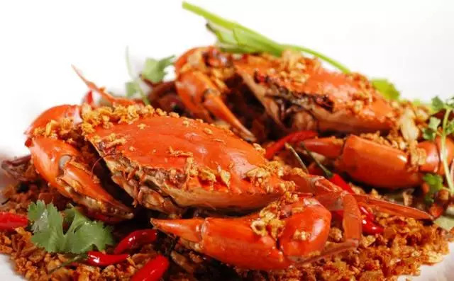 固城湖大闸蟹选购烹饪全攻略:从产地到餐桌的鲜美秘诀 固城湖大闸蟹选购烹饪全攻略:从产地到餐桌的鲜美秘诀