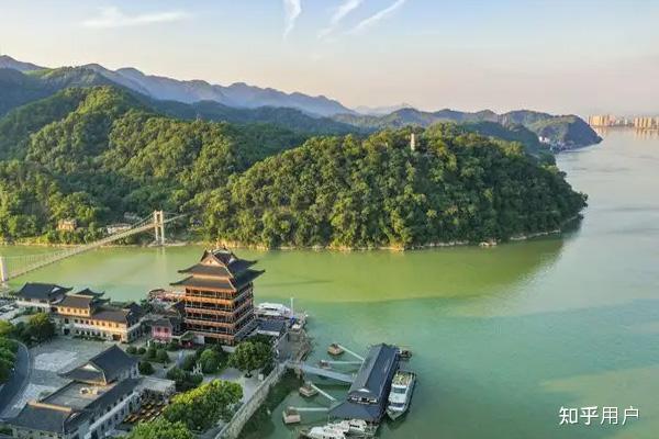 桐庐旅游攻略:解锁最佳景点、美食与行程,轻松规划完美假期 桐庐旅游攻略:解锁最佳景点、美食与行程,轻松规划完美假期